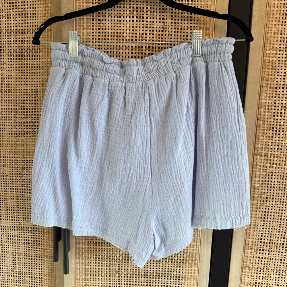 2-piece Set Light Blue Button-Down Cotton Gauze Shirt and Shorts - Picture 7 of 16